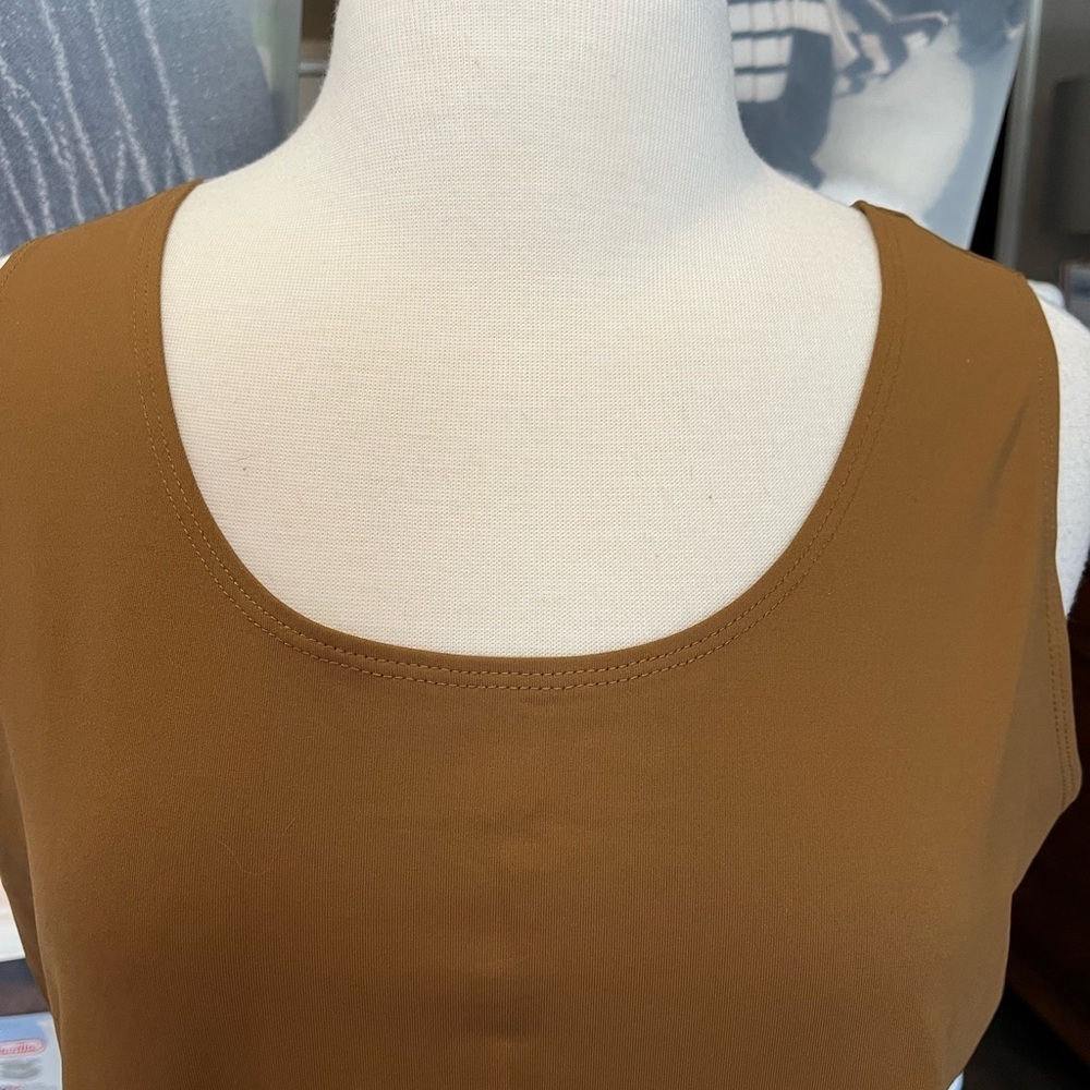 Chicos Tank - Picture 2 of 7